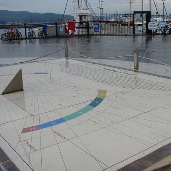 Takvimli Güneş Saati › Gezi Rehberi | Merkez | Çanakkale