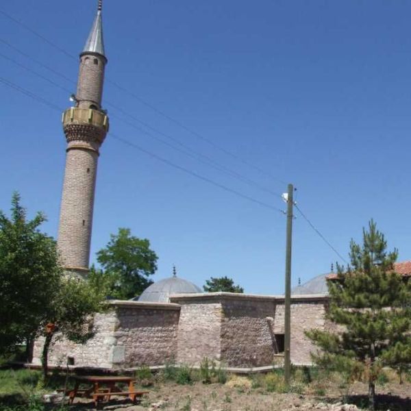 Elvan Çelebi Camii ve Türbesi › Gezi Rehberi | Mecitözü | Çorum