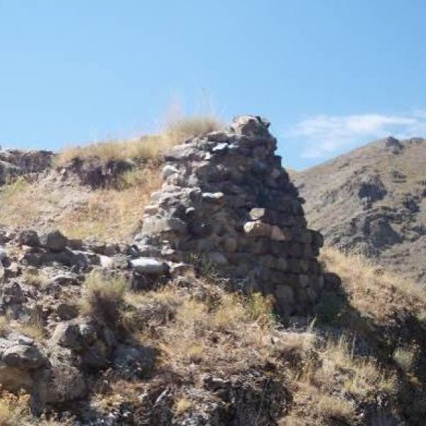 Kümbettepe Kalesi › Gezi Rehberi | Pazaryolu | Erzurum