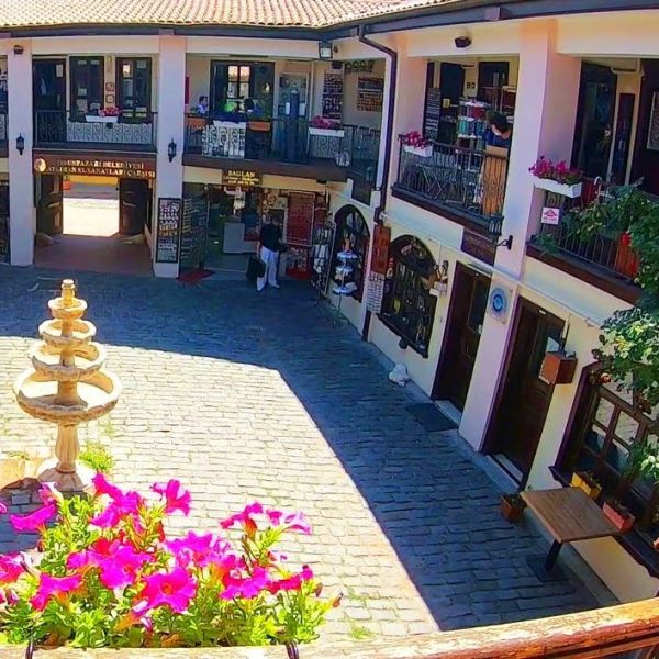 Atlıhan El Sanatları Çarşısı › Gezi Rehberi | Odunpazarı | Eskişehir